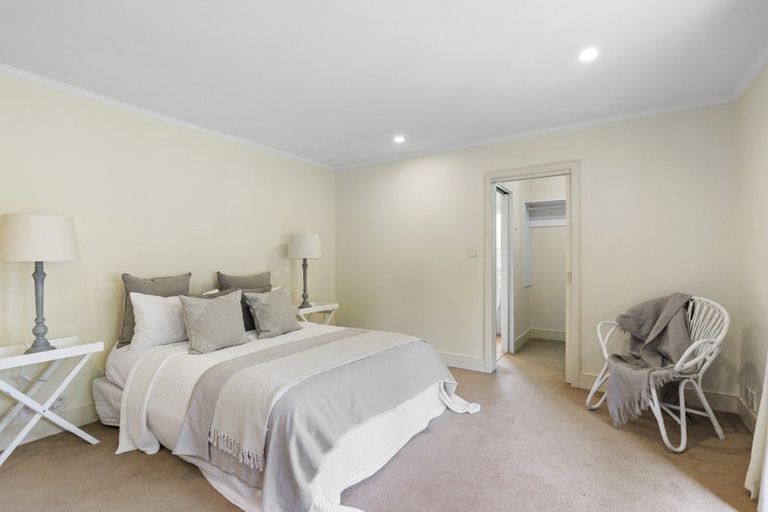 Photo of property in 2/11 Memorial Avenue, Ilam, Christchurch, 8053