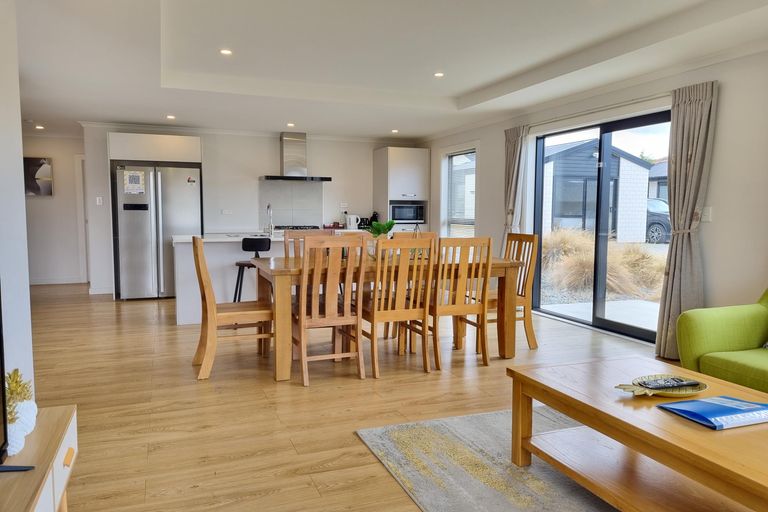 Photo of property in 16 Jimmys Lane, Lake Tekapo, 7999