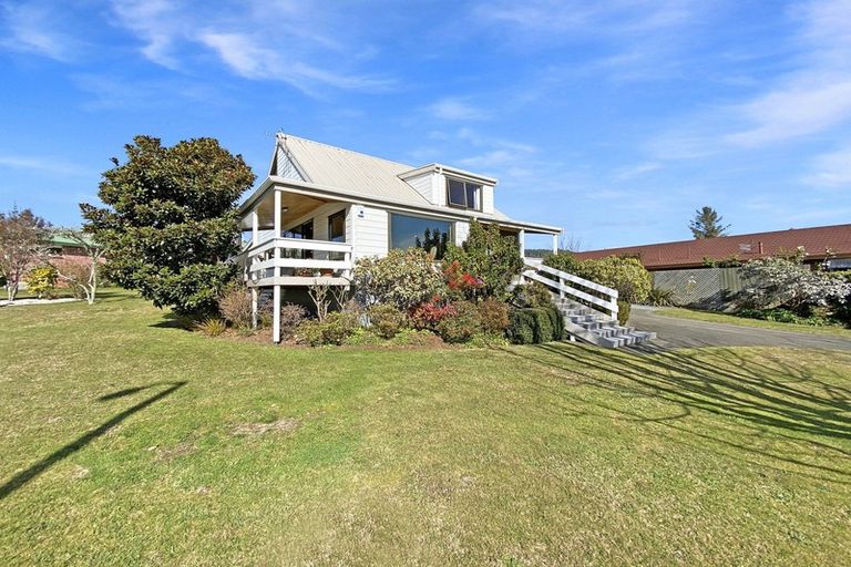 Photo of property in 3 Gareth Place, Lynmore, Rotorua, 3010