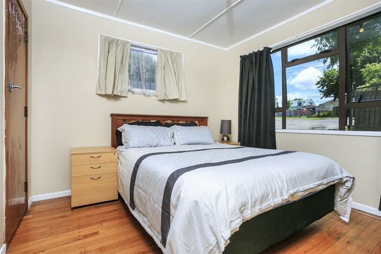 Photo of property in 21a Lancaster Road, Beach Haven, Auckland, 0626