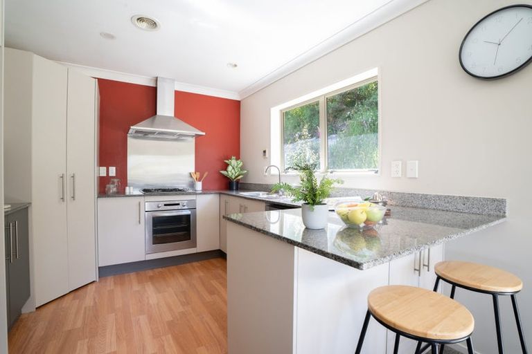 Photo of property in 24 Erlestoke Crescent, Churton Park, Wellington, 6037