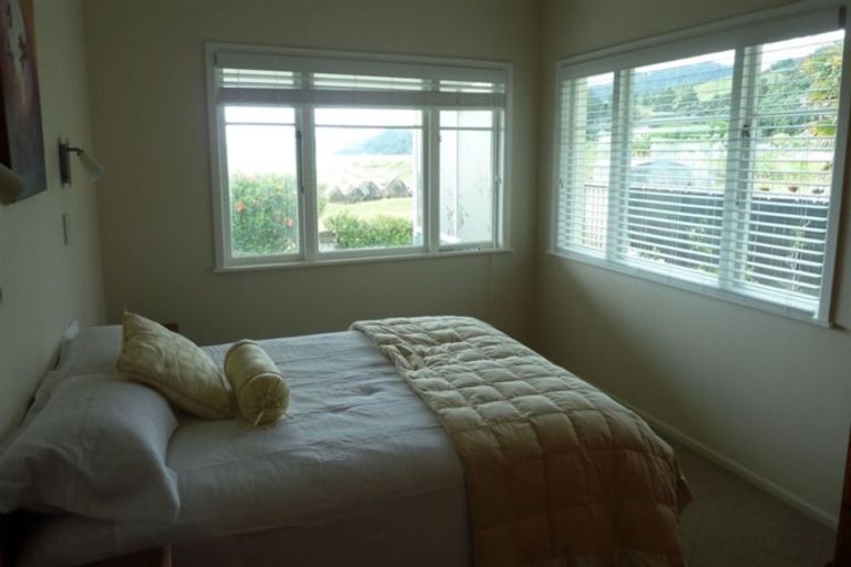 Photo of property in 37 Seaview Avenue, Te Puru, Thames, 3575