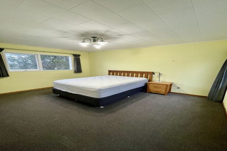 Photo of property in 69 Ironside Road, Johnsonville, Wellington, 6037