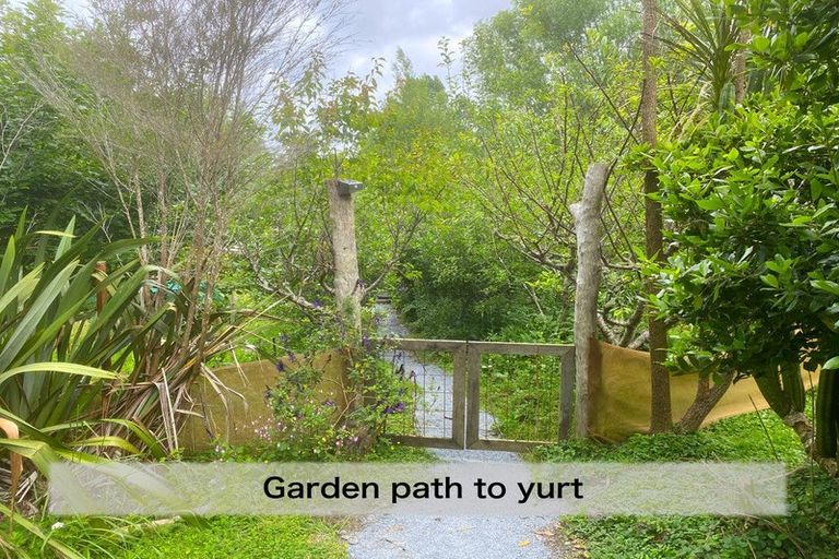 Photo of property in 4 Te Pahi River Drive, Paparoa, Maungaturoto, 0583