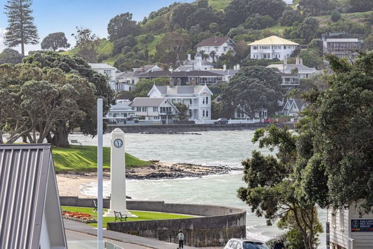 Photo of property in 22 King Edward Parade, Devonport, Auckland, 0624