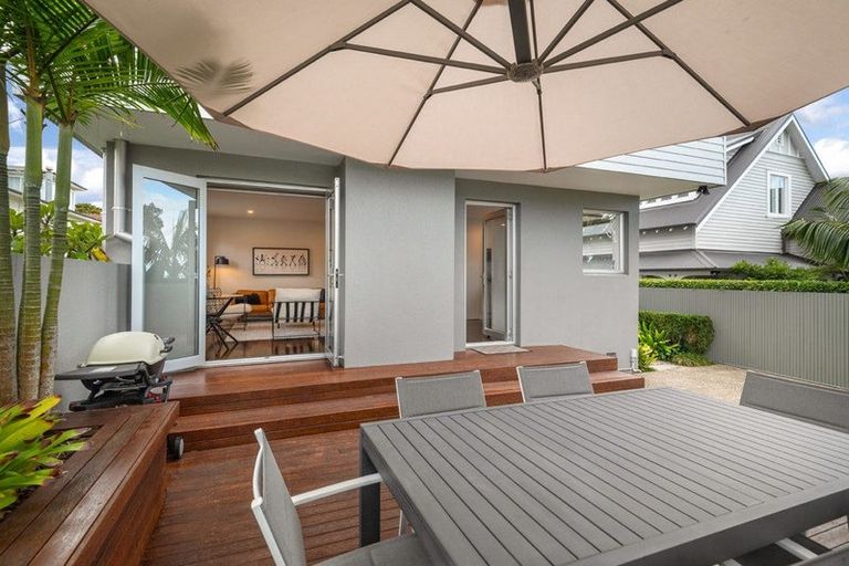 Photo of property in 1/2a Earnoch Avenue, Takapuna, Auckland, 0622