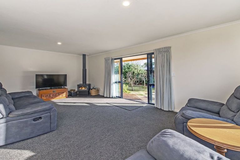 Photo of property in 13 Brooker Place, Kirwee, Darfield, 7571