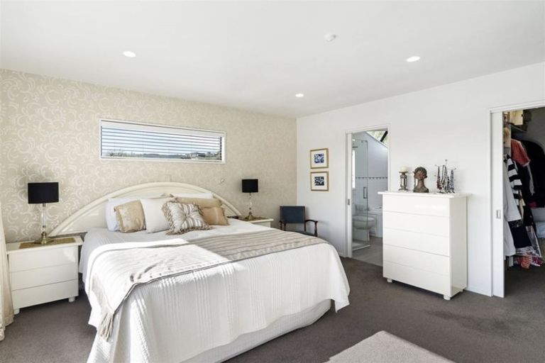 Photo of property in 5 Willow Dell, Westmorland, Christchurch, 8025