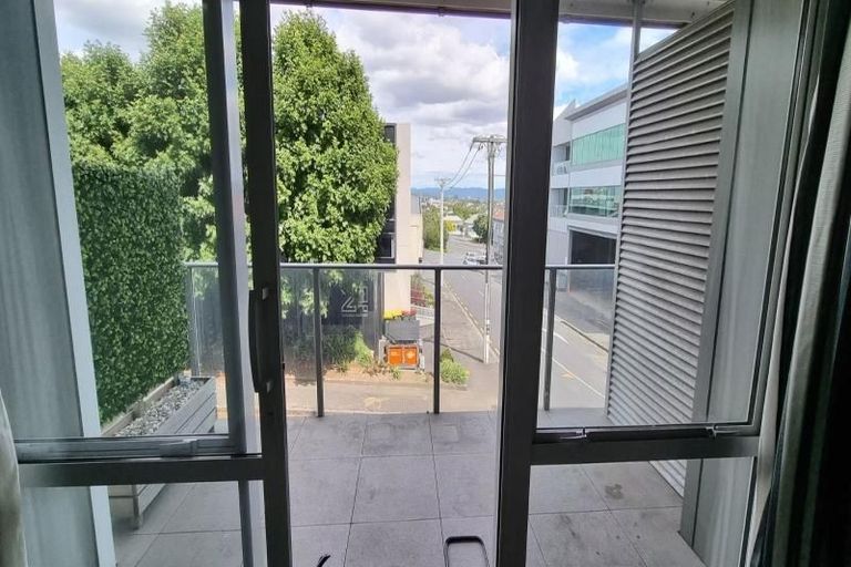 Photo of property in 1c/21 Virginia Avenue East, Eden Terrace, Auckland, 1021