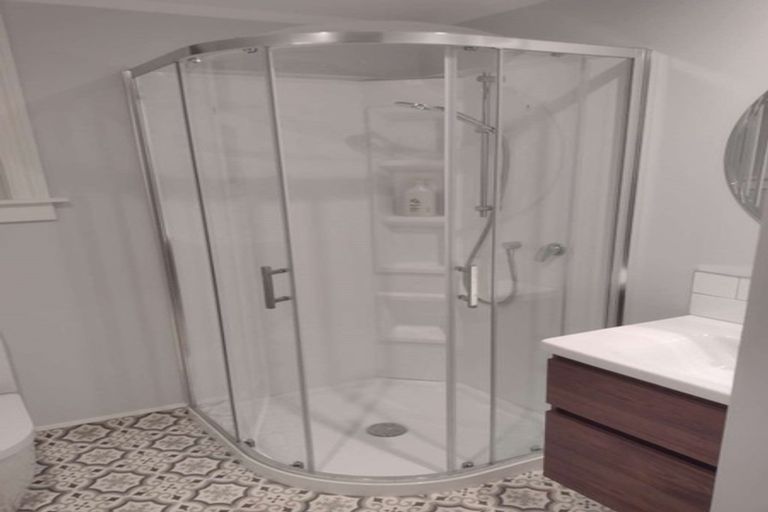 Photo of property in 28 Talavera Terrace, Kelburn, Wellington, 6012