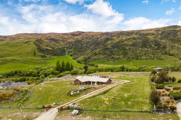 Photo of property in 2402c Cardrona Valley Road, Cardrona, Wanaka, 9382