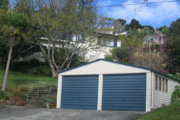 Photo of property in 16 Willow Place, Horahora, Whangarei, 0110