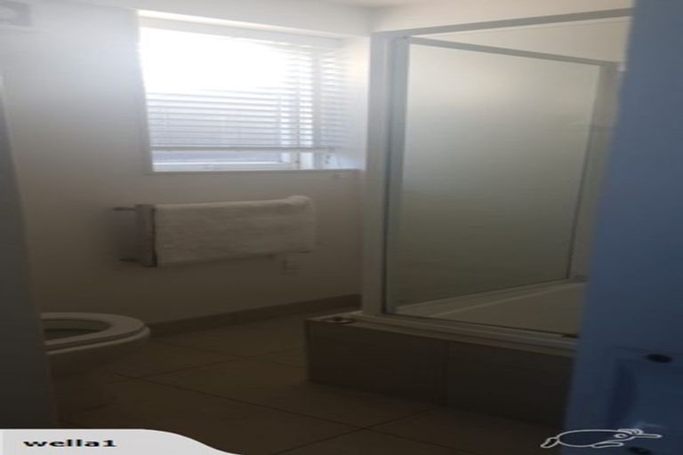 Photo of property in 4/318 Beach Road, Campbells Bay, Auckland, 0630