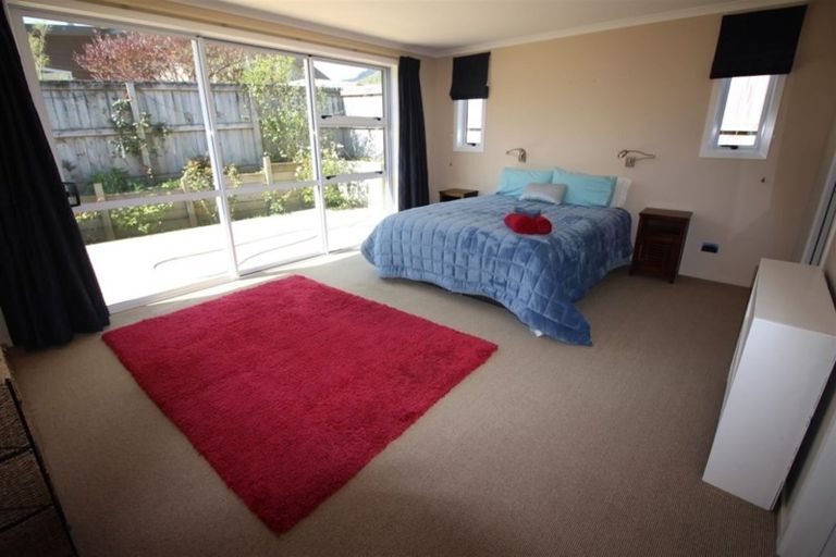 Photo of property in 25 Admiralty Place, Waikawa, Picton, 7220