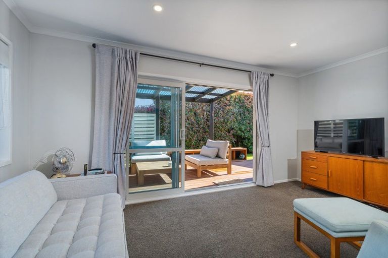 Photo of property in 56 Hahei Beach Road, Hahei, Whitianga, 3591