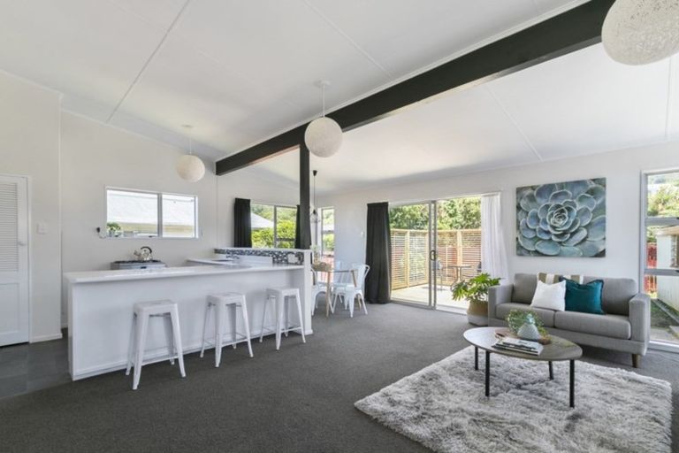 Photo of property in 303 Wellington Road, Wainuiomata, Lower Hutt, 5014