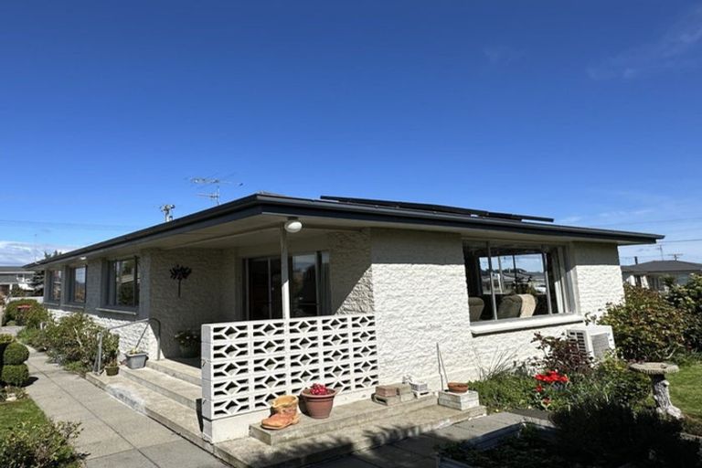 Photo of property in 52 Albert Street, Winton, 9720