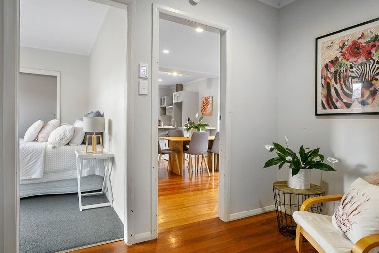 Photo of property in 50 Williams Street, Cambridge, 3434