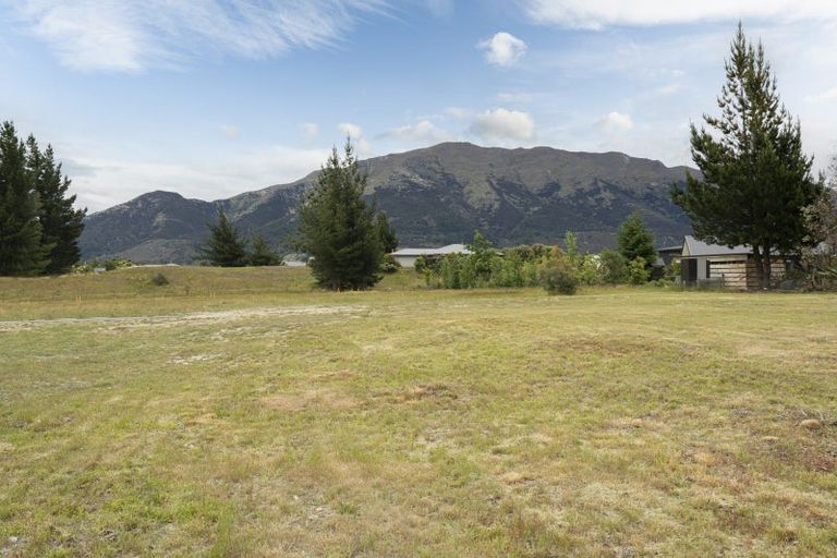 Photo of property in 6 Moonraker Place, Whitby, Porirua, 5024