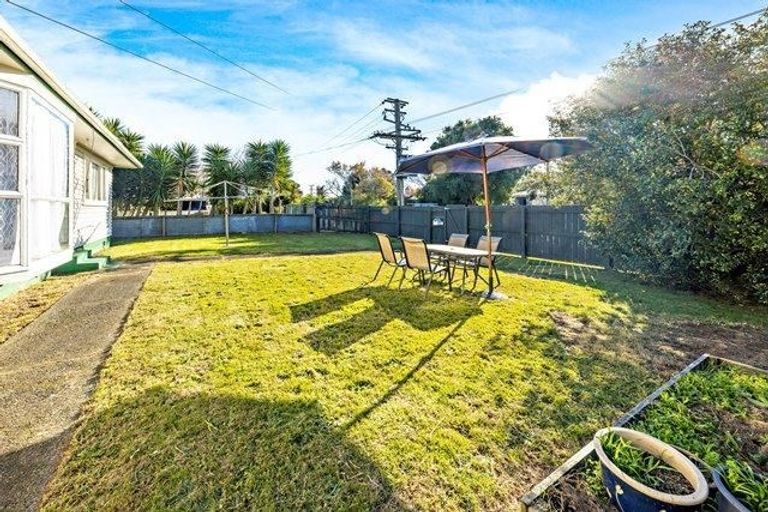 Photo of property in 1/19 Rollerson Street, Papakura, 2110