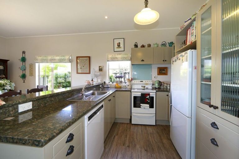 Photo of property in 3 Sebal Place, Havelock North, 4130