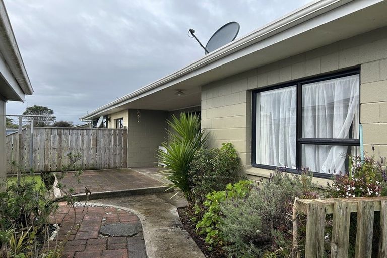 Photo of property in 75b Romilly Street, Westport, 7825