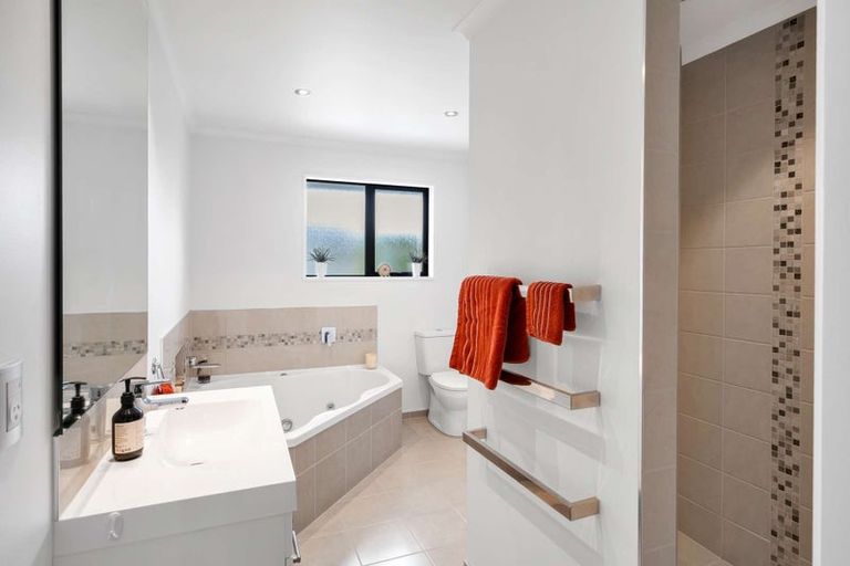 Photo of property in 29 Araucana Way, Burwood, Christchurch, 8083