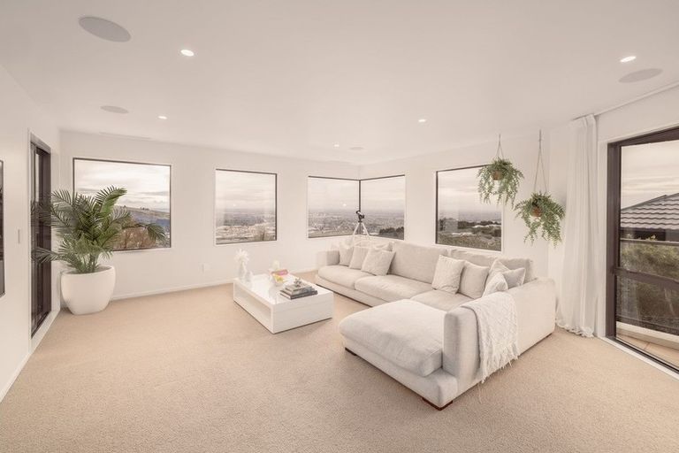 Photo of property in 266 Major Hornbrook Road, Mount Pleasant, Christchurch, 8081