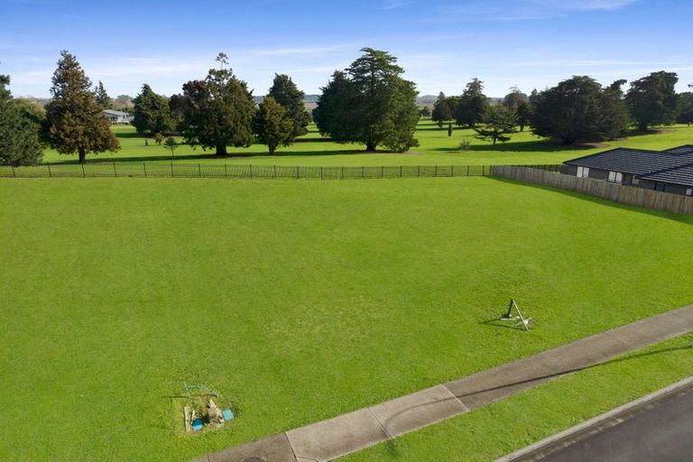 Photo of property in 33 Murray Ward Drive, Te Kauwhata, 3710