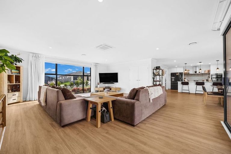 Photo of property in 6 Harris Place, Pokeno, 2402