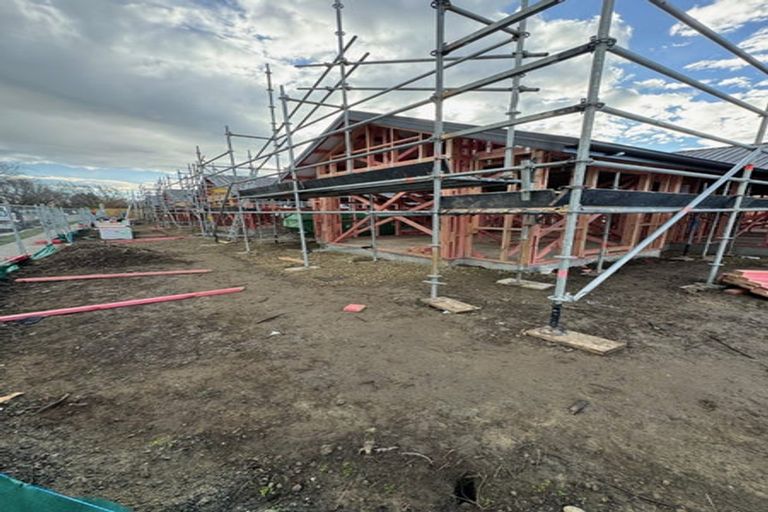 Photo of property in 3/25 Winters Road, Redwood, Christchurch, 8051