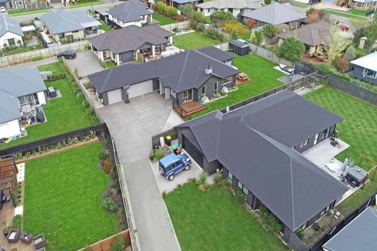 Photo of property in 5 Benjes Place, Woodend, 7610