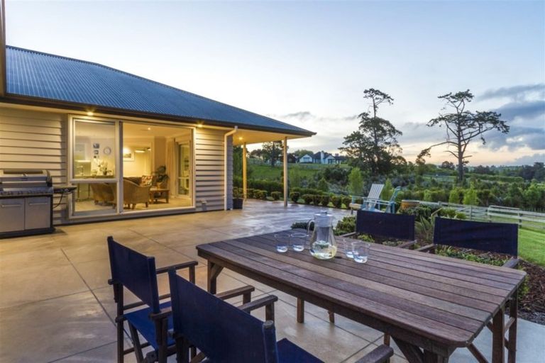 Photo of property in 256 Bawden Road, Dairy Flat, Albany, 0792