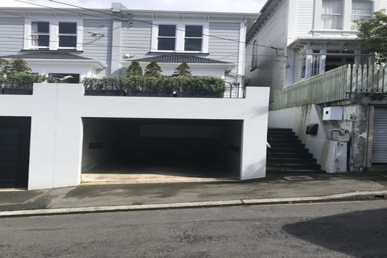 Photo of property in 9a Albany Avenue, Mount Victoria, Wellington, 6011
