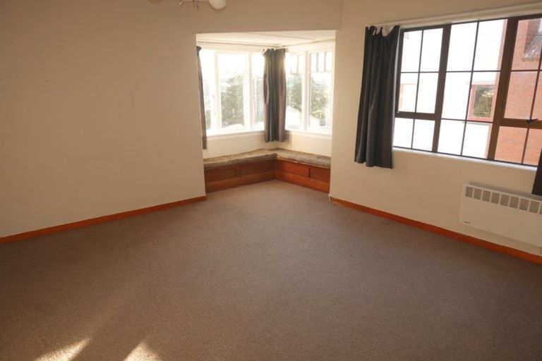 Photo of property in 37 Townsend Road, Miramar, Wellington, 6022