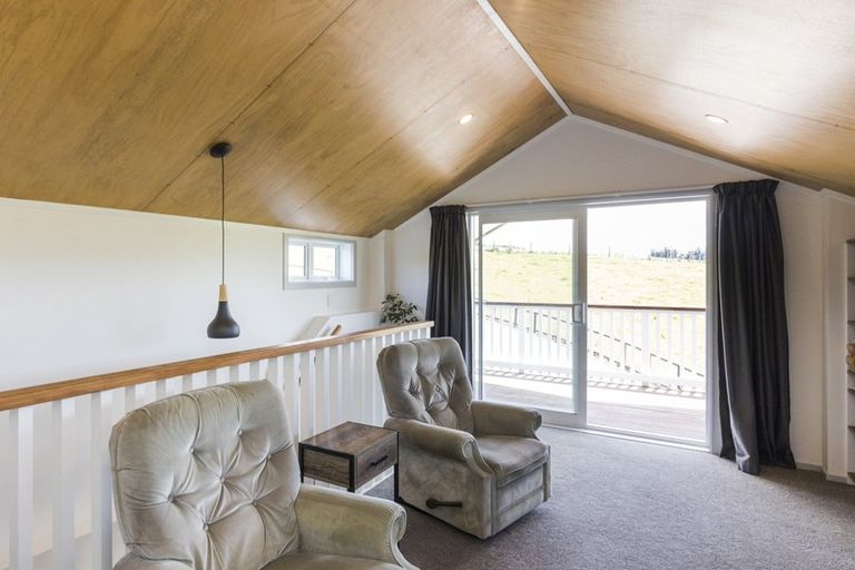 Photo of property in 34 Highland View Drive, Tokomaru, Palmerston North, 4474