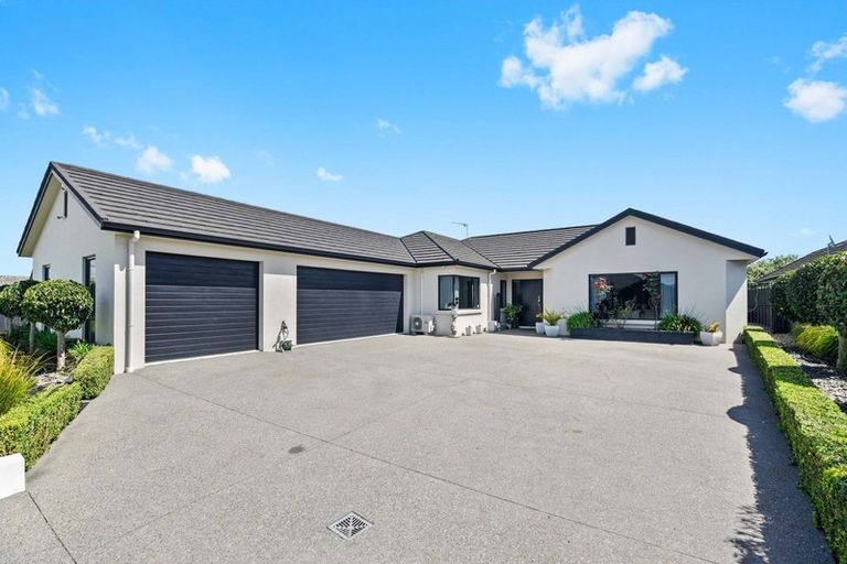 Photo of property in 8 Bree Place, Flagstaff, Hamilton, 3210