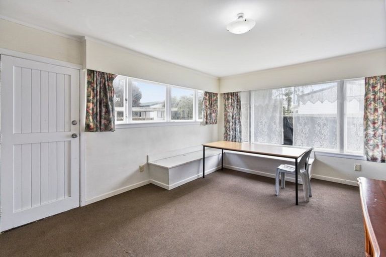 Photo of property in 1/31 Solveig Place, Randwick Park, Auckland, 2105