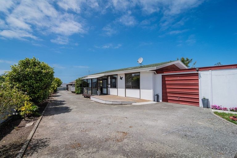 Photo of property in 3/28 Avenue Road, West End, Timaru, 7910