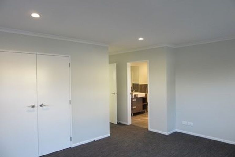 Photo of property in 36 Mackay Drive, Greenhithe, Auckland, 0632