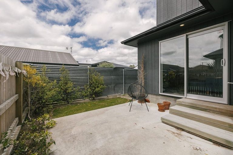 Photo of property in 962b Tremaine Avenue, Roslyn, Palmerston North, 4414