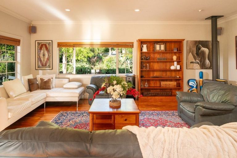 Photo of property in 48 Elizabeth Street, Waikanae, 5036