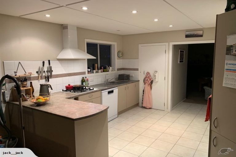 Photo of property in 28 Newton Street, Fitzroy, New Plymouth, 4312