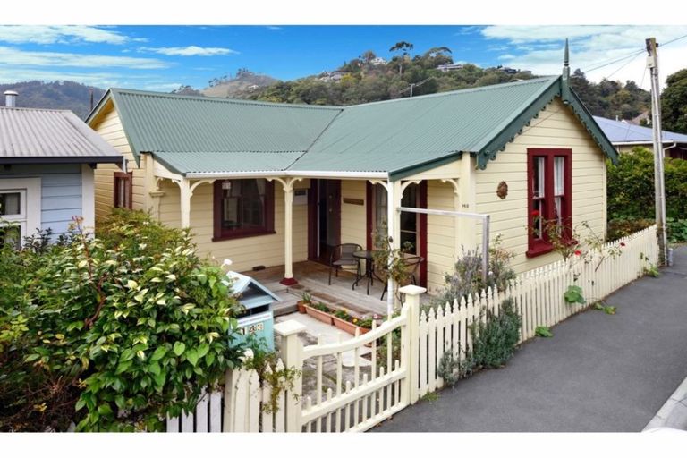 Photo of property in 143 Tasman Street, Nelson, 7010