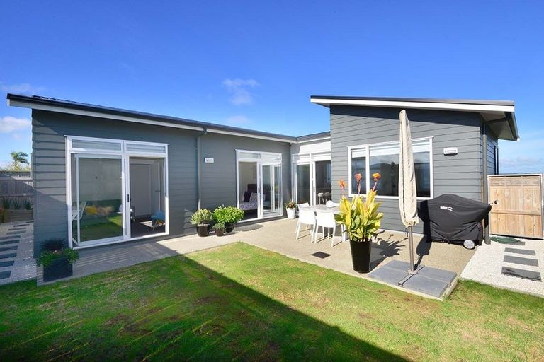 Photo of property in 6 Barcliff Terrace, Gulf Harbour, Whangaparaoa, 0930