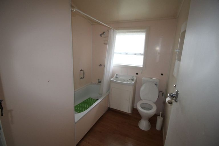 Photo of property in 8 Maple Place, Tokoroa, 3420