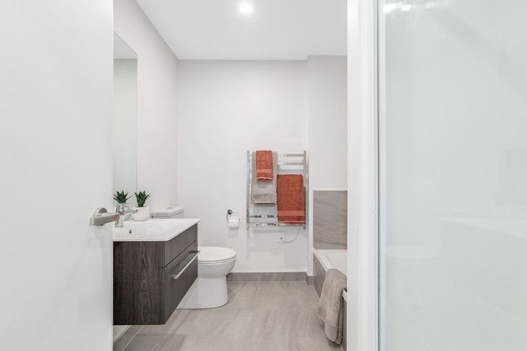 Photo of property in 31 Rua Kai Way, Brooklyn, Wellington, 6021