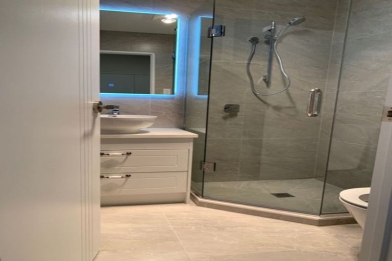 Photo of property in 18 Paripari Street, Flat Bush, Auckland, 2019