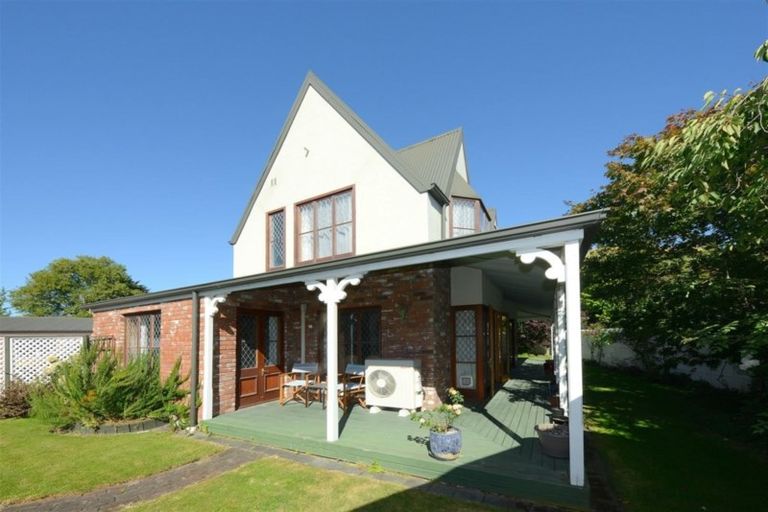 Photo of property in 16 Glenburn Place, Nawton, Hamilton, 3200