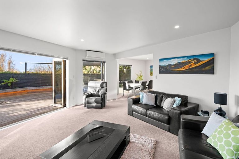 Photo of property in 12 Lady Polson Lane, Cashmere, Christchurch, 8022